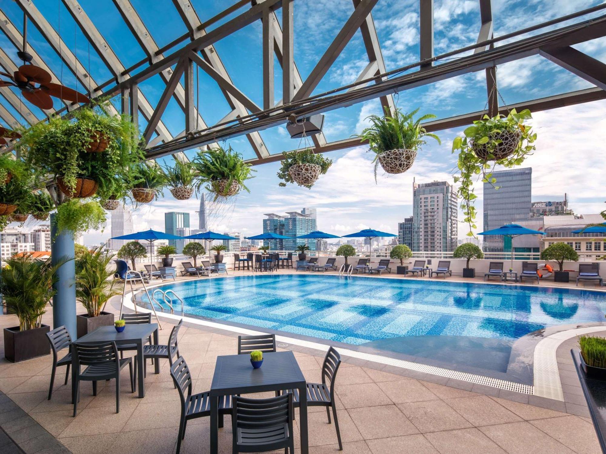Sofitel Saigon Plaza Hotel Ho Chi Minh City Exterior photo